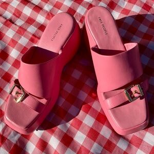 Free People Mila Minimal Wedge in Watermelon